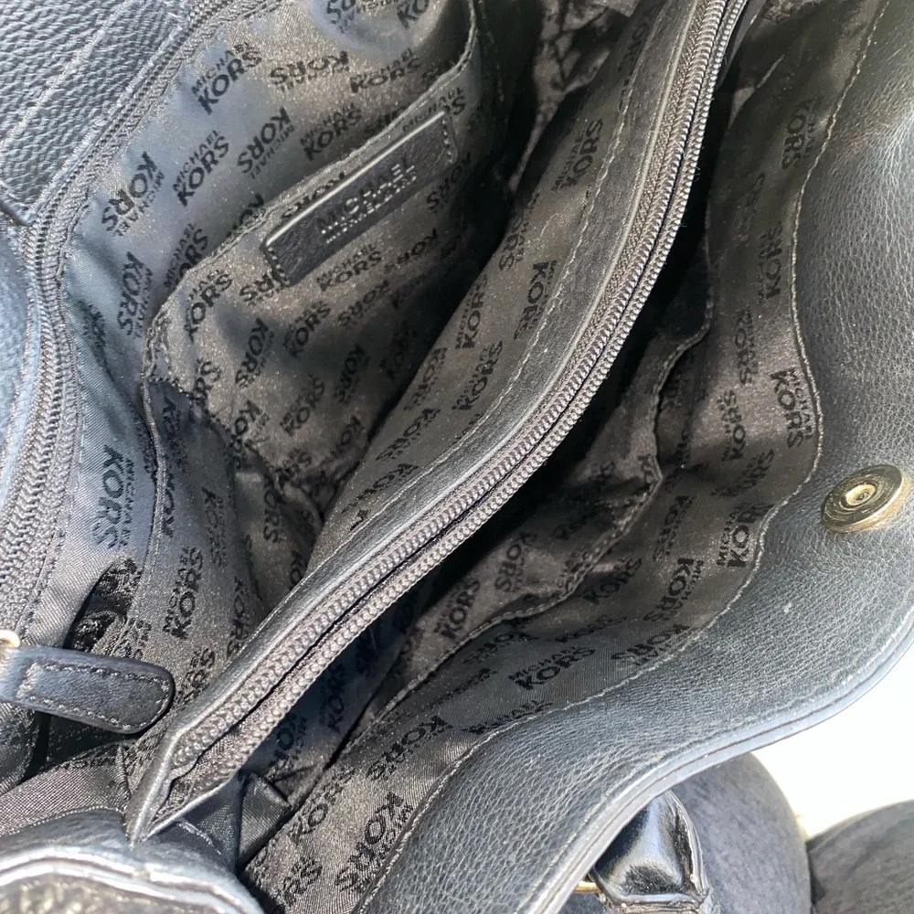 Michael‎ Kors Hamilton Black Satchel with Gold Accents - Picture 6 of 6